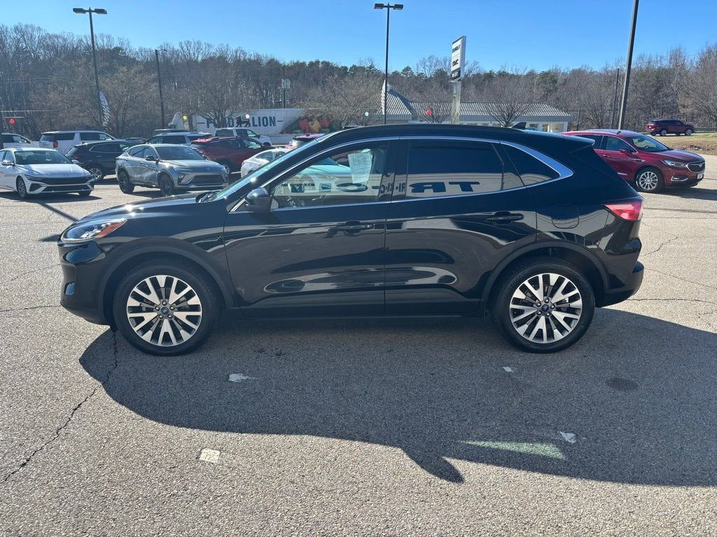 2022 Ford Escape Titanium