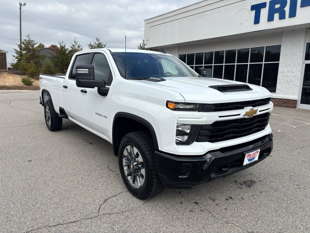 2026 Chevrolet Silverado 2500 HD Custom