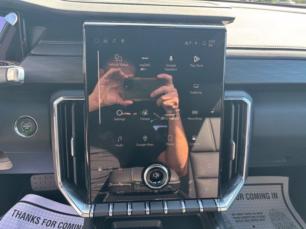 2027 GMC Acadia Elevation