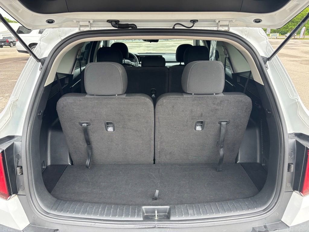2022 Kia Sorento LX