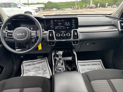 2022 Kia Sorento LX