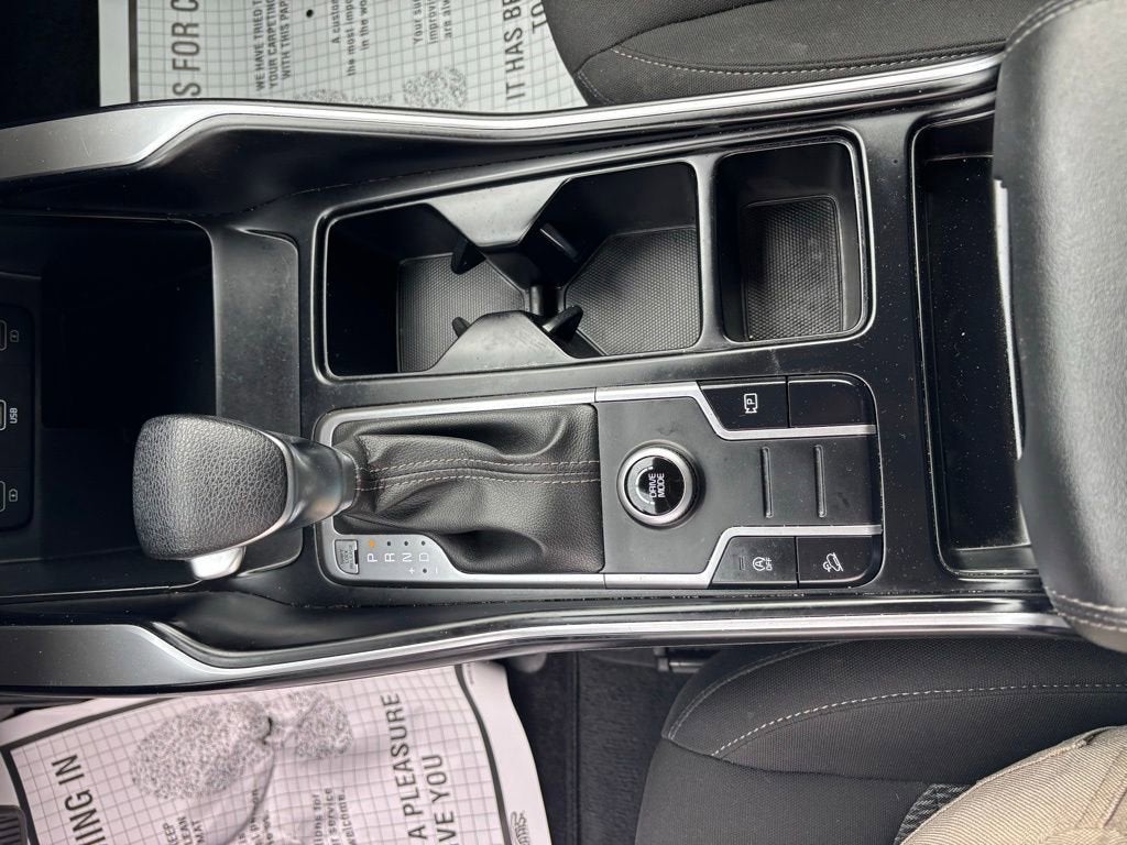 2022 Kia Sorento LX