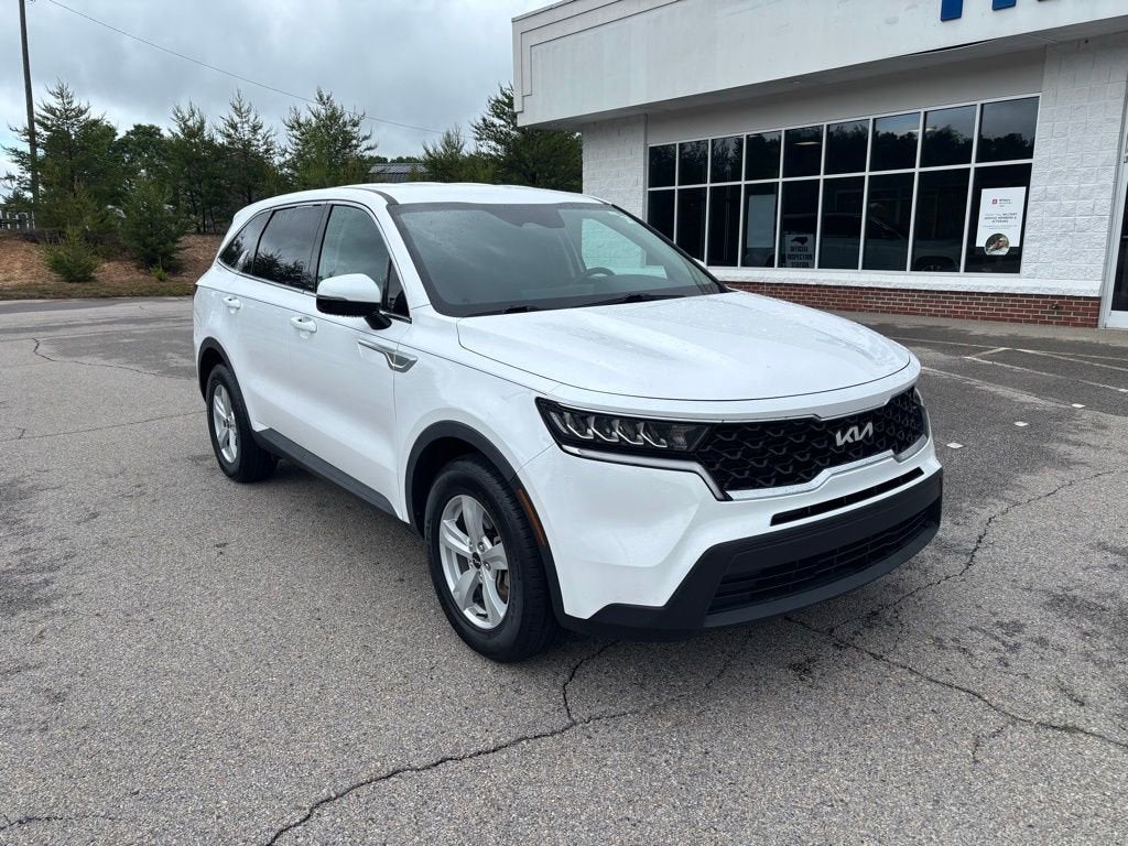 2022 Kia Sorento LX