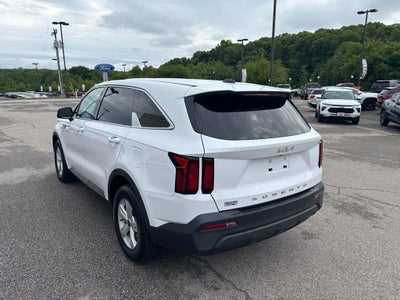 2022 Kia Sorento LX