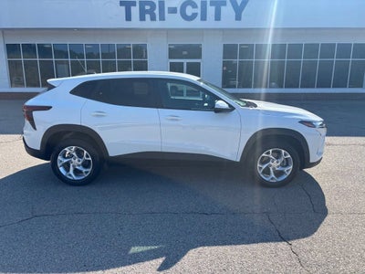 2026 Chevrolet Trax LS