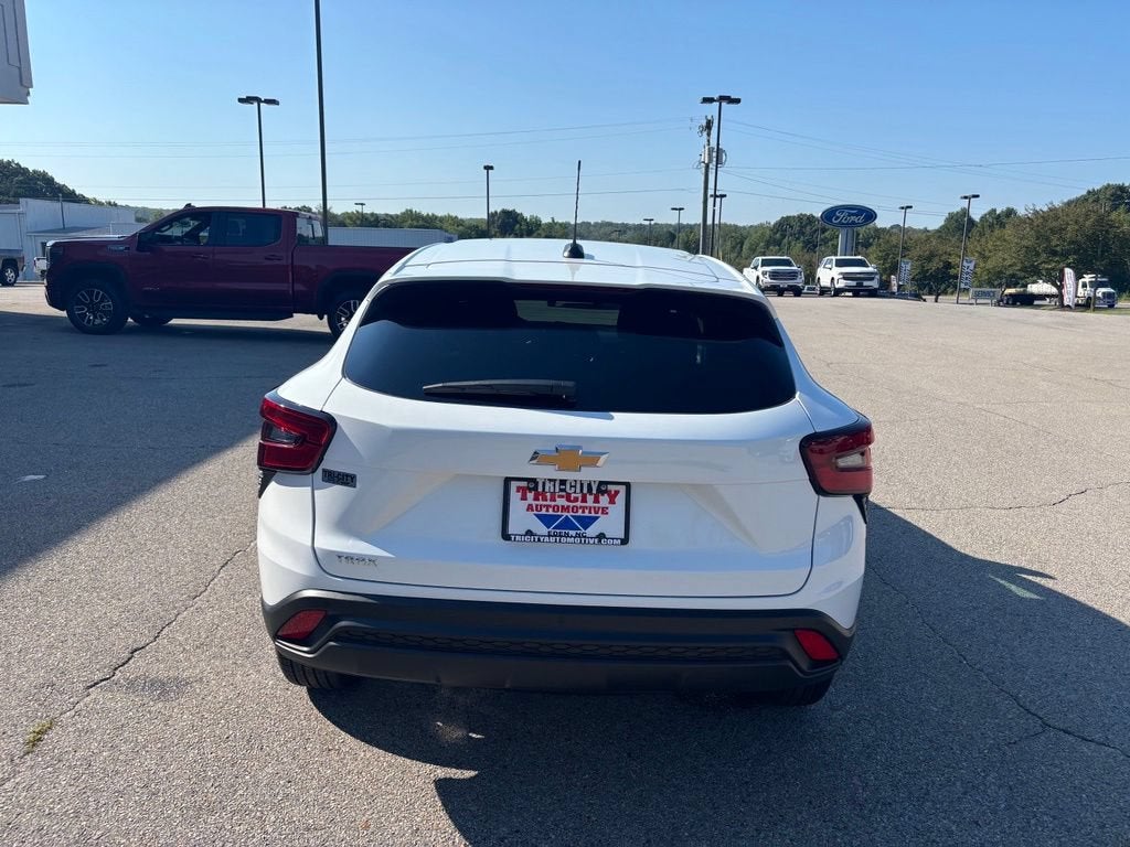 2026 Chevrolet Trax LS
