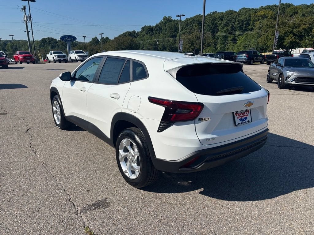 2026 Chevrolet Trax LS