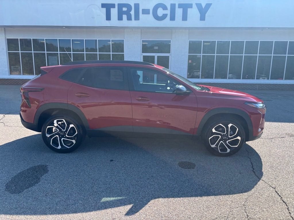 2026 Chevrolet Trax RS - Photo 6