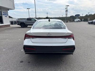 2024 Hyundai Elantra SEL