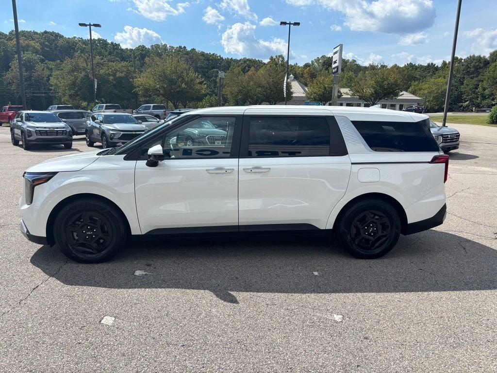 2025 Kia Carnival LXS
