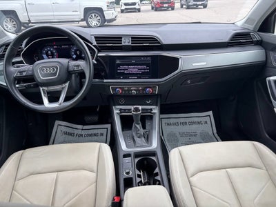 2022 Audi Q3 S line Premium