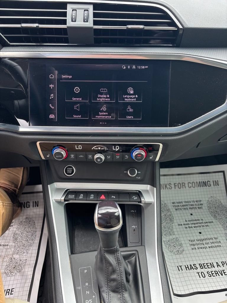 2022 Audi Q3 S line Premium
