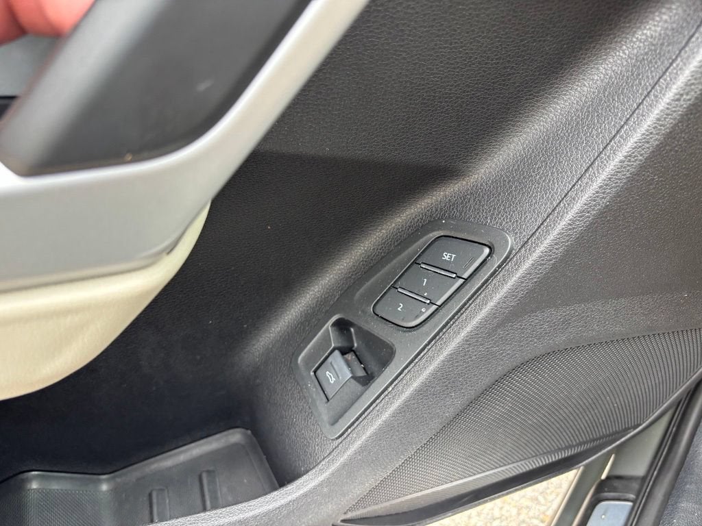 2022 Audi Q3 S line Premium