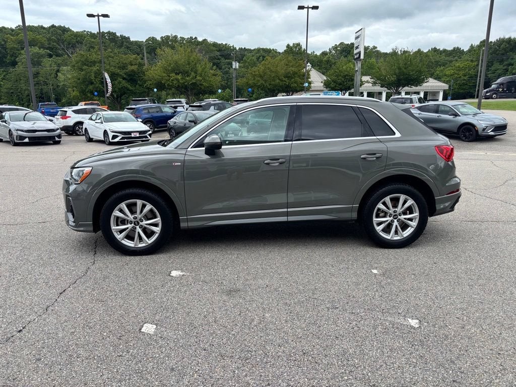 2022 Audi Q3 S line Premium