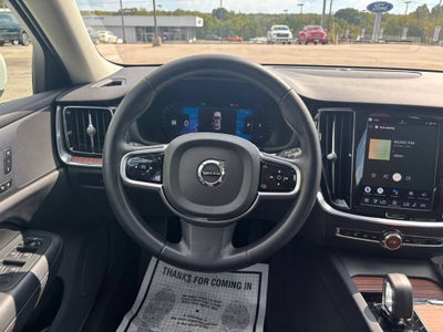2025 Volvo V60 Cross Country Plus