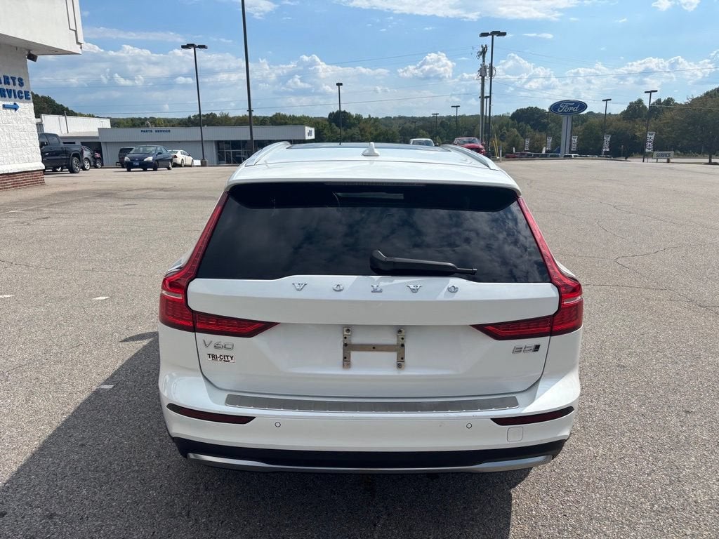 2025 Volvo V60 Cross Country Plus