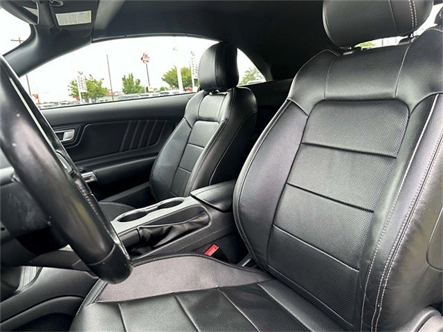 2022 Ford Mustang EcoBoost Premium