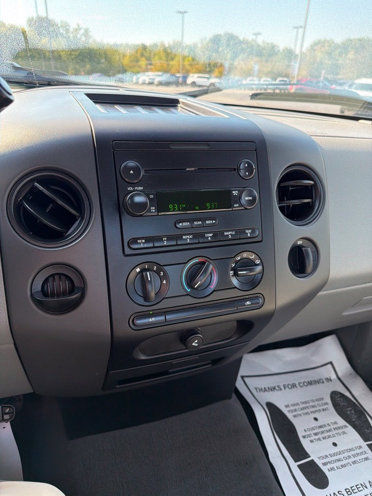 2004 Ford F-150 STX