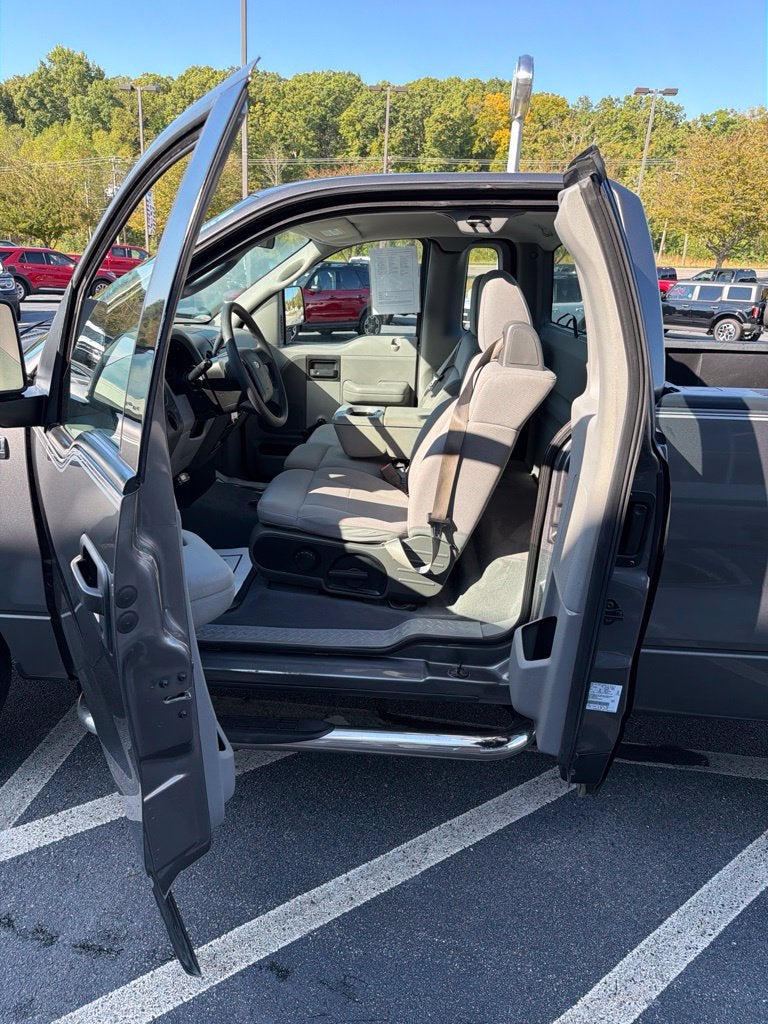 2004 Ford F-150 STX