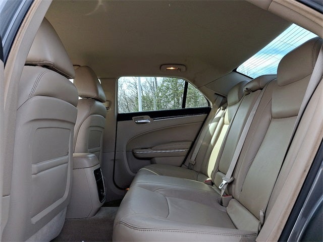 2012 Chrysler 300 Limited