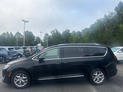 2020 Chrysler Pacifica Touring L Plus