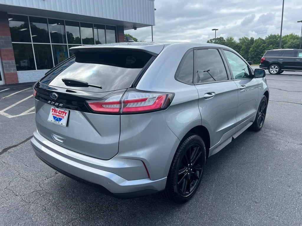 2024 Ford Edge ST Line