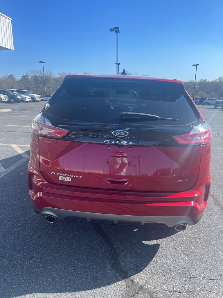 2024 Ford Edge Titanium