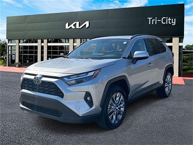 2024 Toyota RAV4 XLE Premium