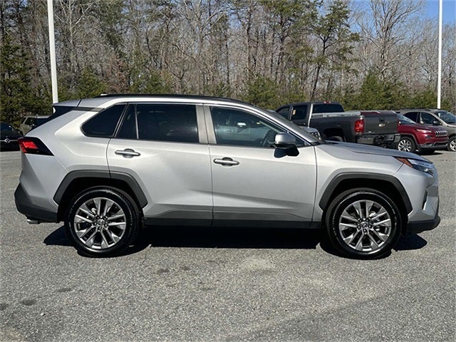 2024 Toyota RAV4 XLE Premium