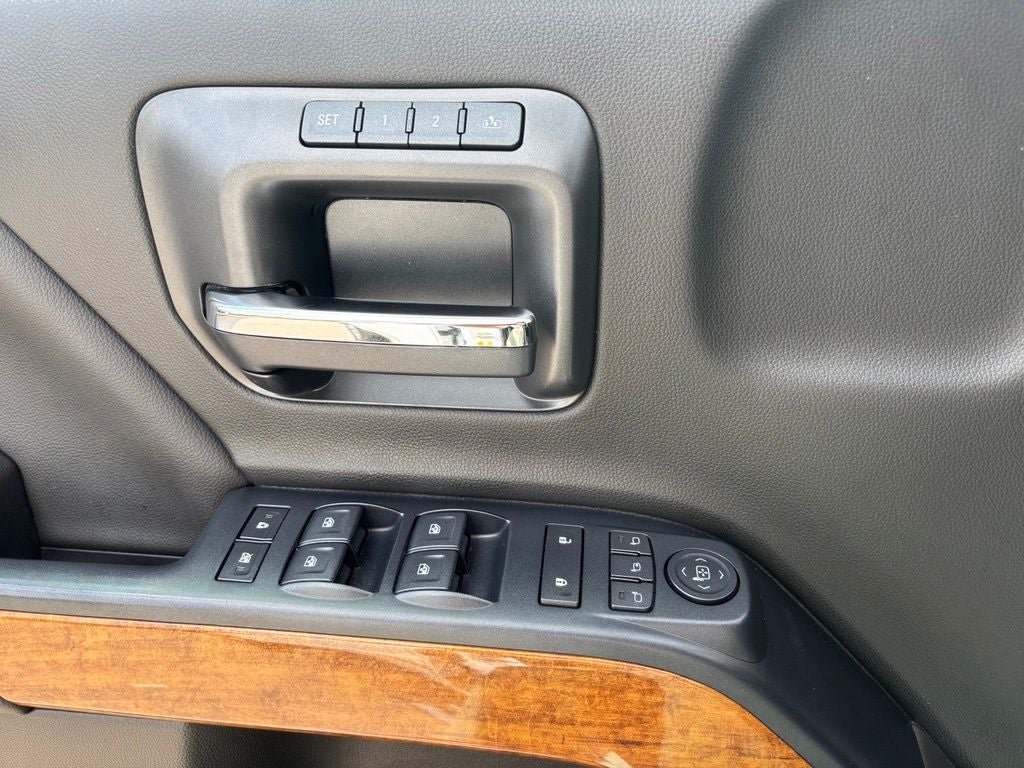 2017 Chevrolet Silverado 1500 High Country