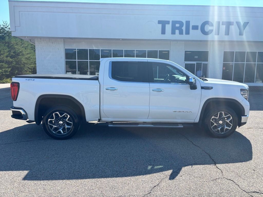2022 GMC Sierra 1500 SLT