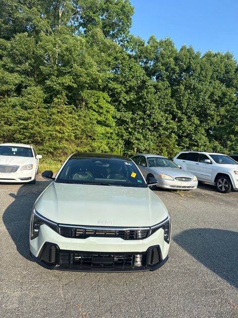 2025 Kia K4 GT-Line