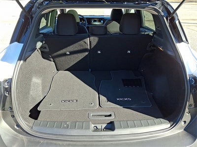 2025 Nissan Kicks SV