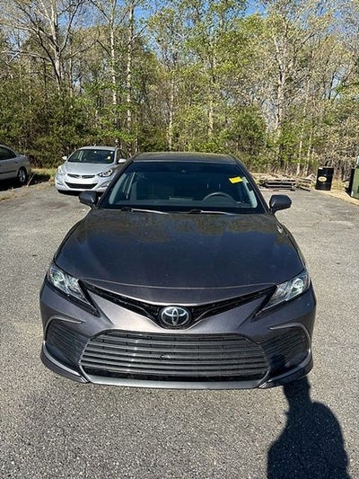 2022 Toyota Camry LE
