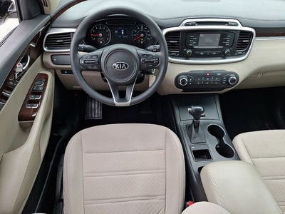 2017 Kia Sorento LX