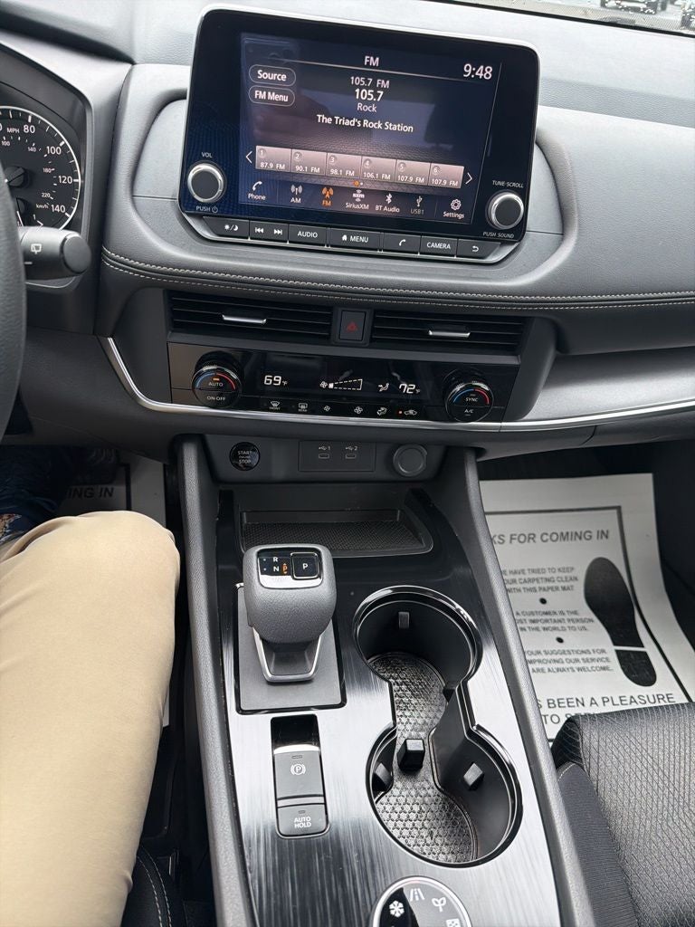 2024 Nissan Rogue SV