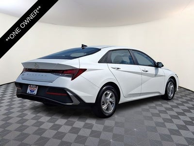 2025 Hyundai Elantra SE