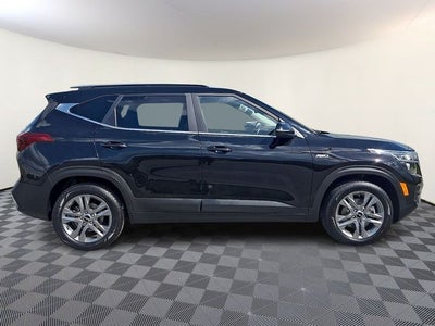 2022 Kia Seltos S