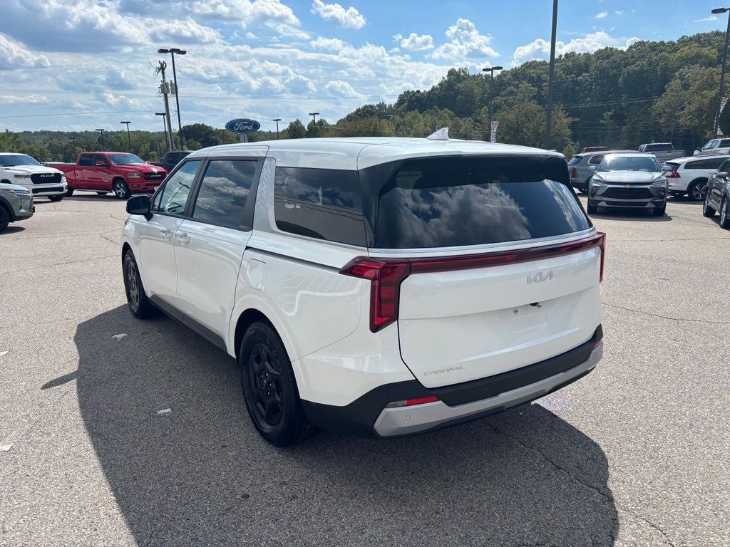 2025 Kia Carnival LXS