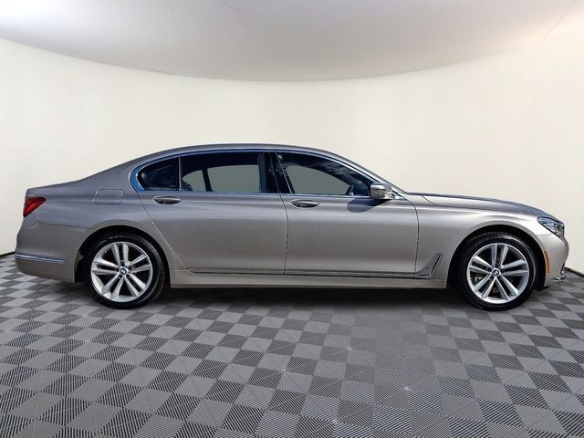2016 BMW 7 Series 750i xDrive