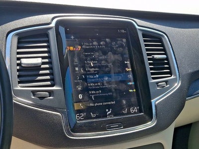 2020 Volvo XC90 T6 Momentum