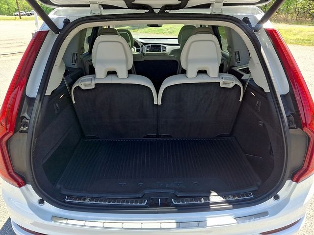 2020 Volvo XC90 T6 Momentum