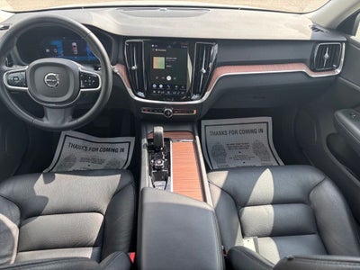 2025 Volvo V60 Cross Country B5 Plus