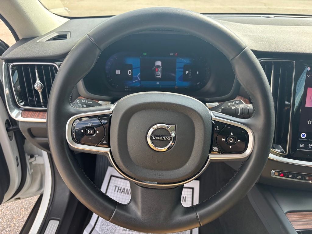 2025 Volvo V60 Cross Country B5 Plus